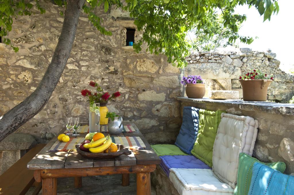 Critamo Cottage Gavalochori Room photo
