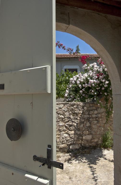 Critamo Cottage Gavalochori Room photo