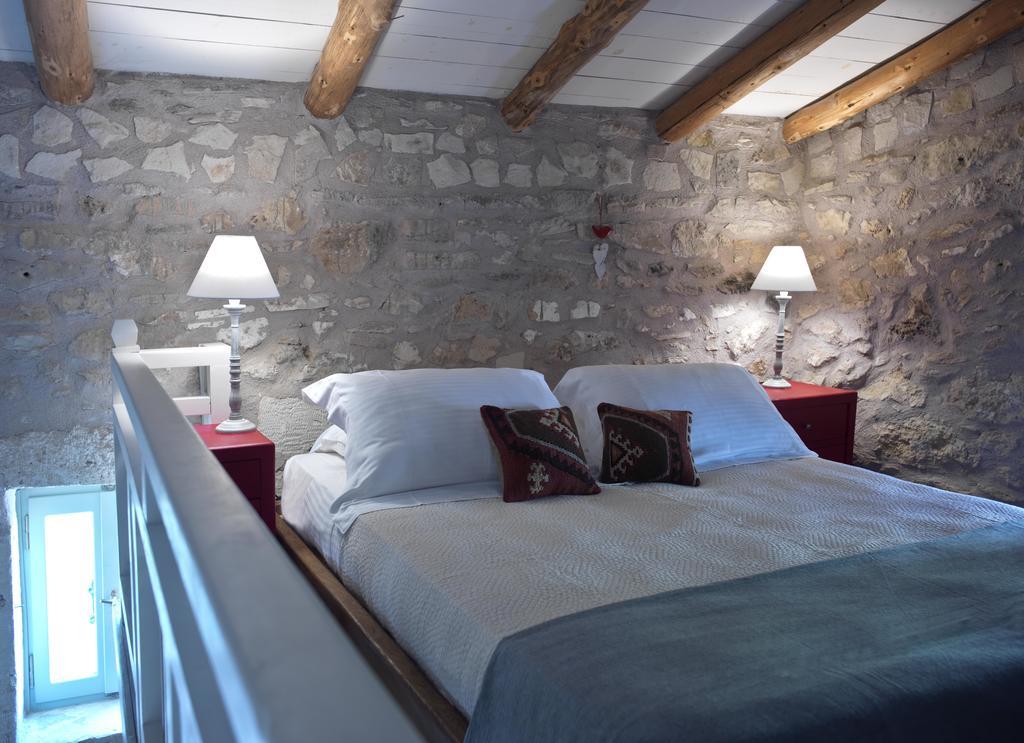 Critamo Cottage Gavalochori Room photo